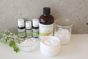 precious oneアロマ工房のアロマクラフトのクレンジングクリームの写真