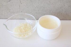 precious oneアロマ工房のアロマクラフトのフェイスバーム